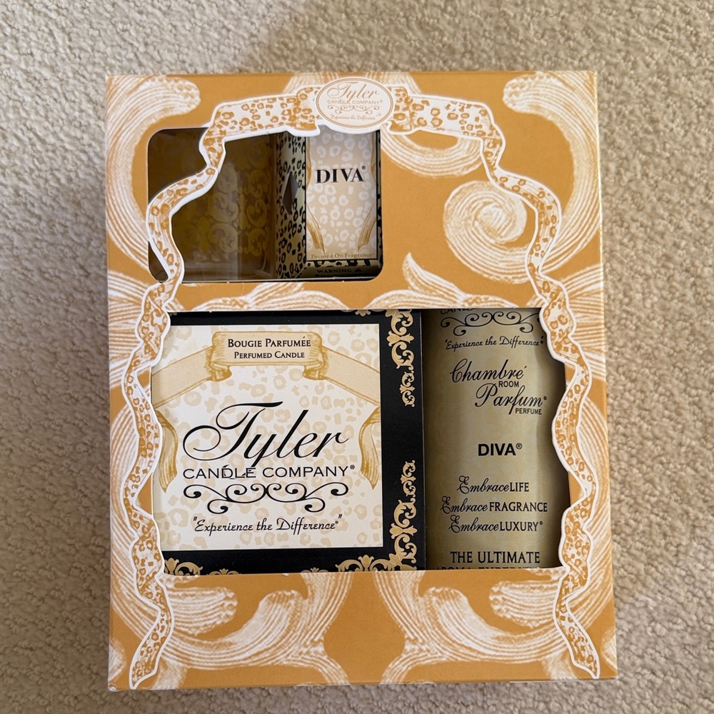 Diva Scented Candle & Room Spray Gift Set - Gold
